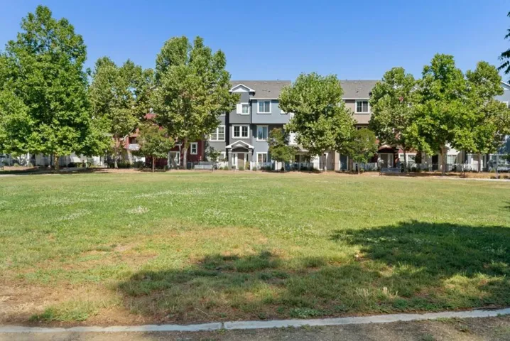 1265 De Altura, San Jose, California 95126