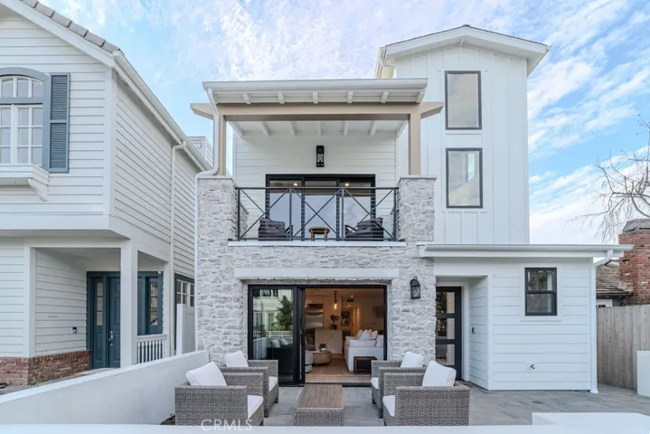 603 Acacia Avenue A, Corona Del Mar, California 92625