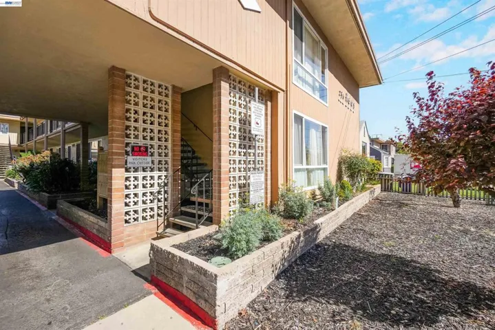 236 Haas Ave, San Leandro, California 94577