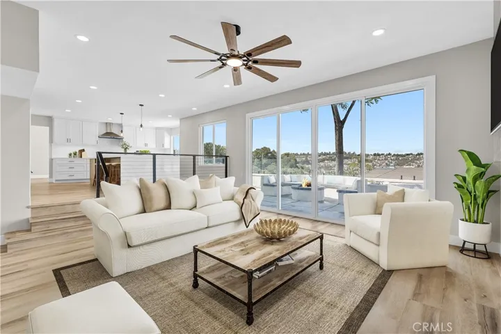28191 Tinajo, Mission Viejo, California 92692