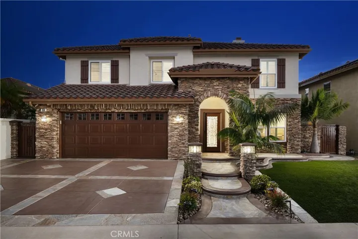 Stunning Four Bedroom, Three and a Half Bathroom Home with a Spacious Bonus Room and Entertainer's Backyard!!