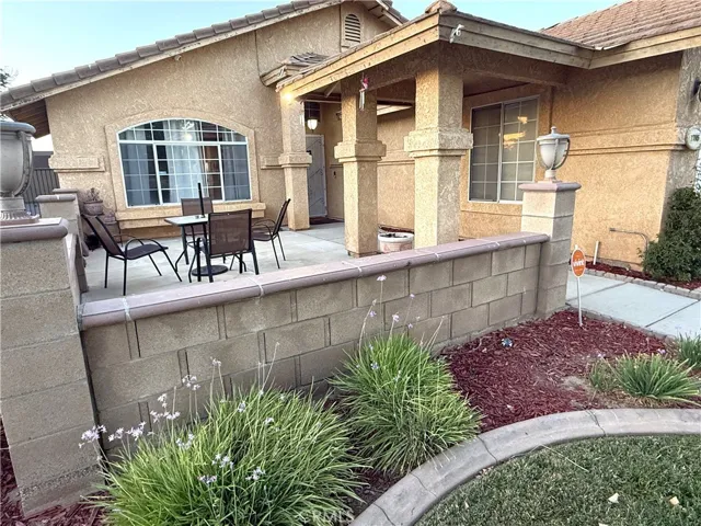 1705 Lightcap Street, Lancaster, California 93535