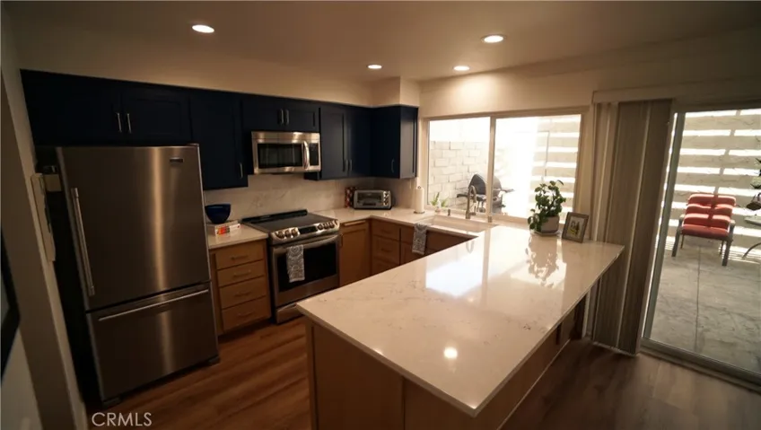 24253 La Glorita Circle, Newhall, California 91321