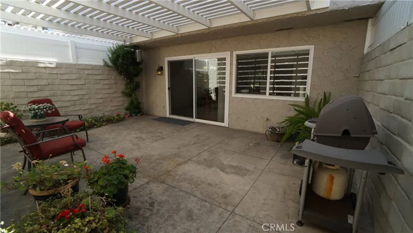 24253 La Glorita Circle, Newhall, California 91321