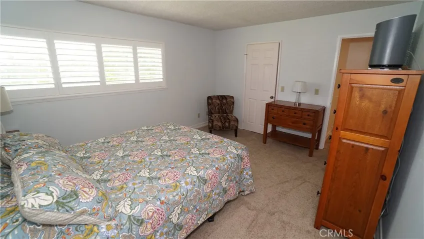 24253 La Glorita Circle, Newhall, California 91321