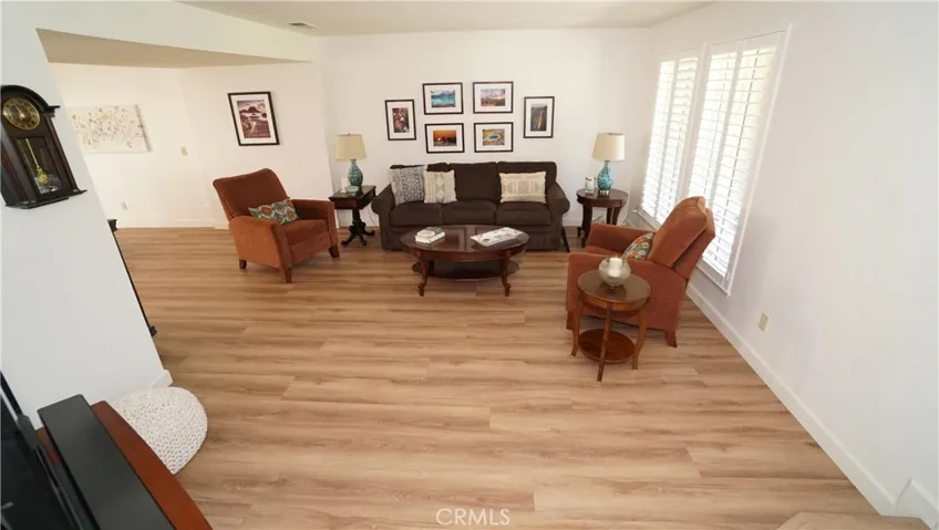 24253 La Glorita Circle, Newhall, California 91321