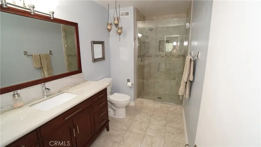 24253 La Glorita Circle, Newhall, California 91321