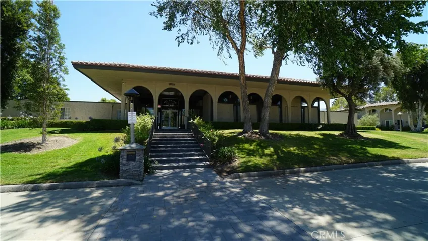 24253 La Glorita Circle, Newhall, California 91321