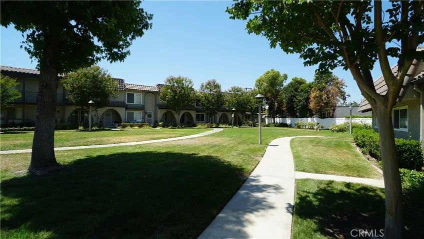 24253 La Glorita Circle, Newhall, California 91321