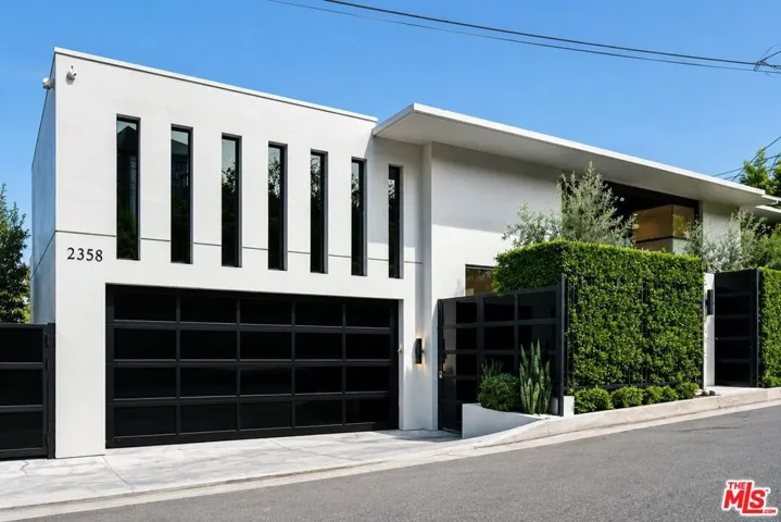 2358 Kimridge Road, Beverly Hills, California 90210