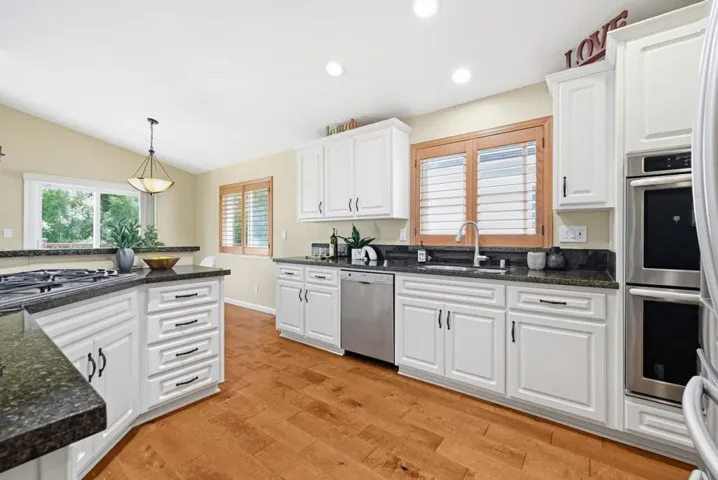 8158 Canyon Creek Circle, Pleasanton, California 94588