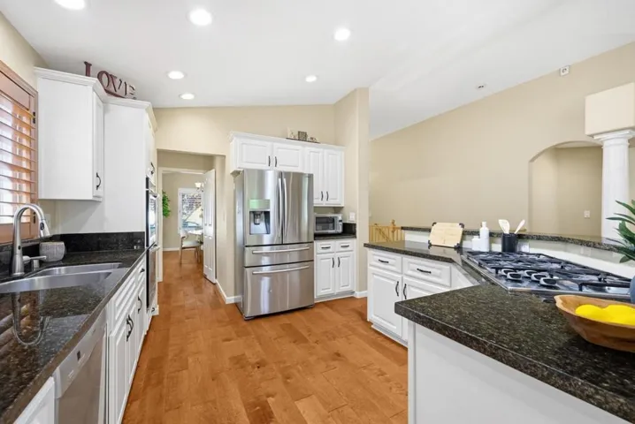8158 Canyon Creek Circle, Pleasanton, California 94588