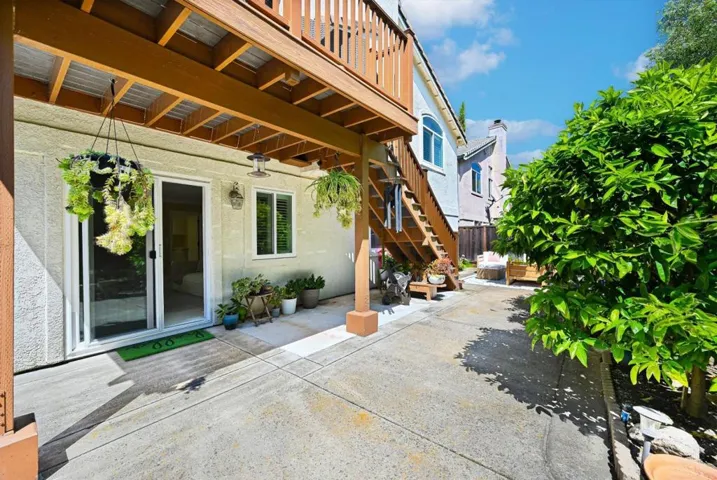 8158 Canyon Creek Circle, Pleasanton, California 94588