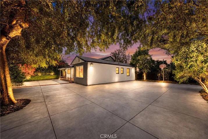 6759 N Golden West, Arcadia, California 91007