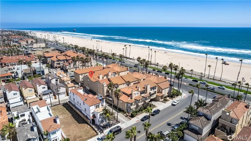 2000 Pacific Coast Highway 203, Huntington Beach, California 92648
