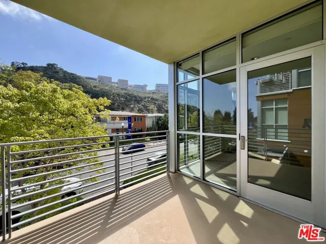 11715 W Bellagio Road 204, Los Angeles, California 90049
