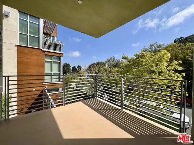 11715 W Bellagio Road 204, Los Angeles, California 90049