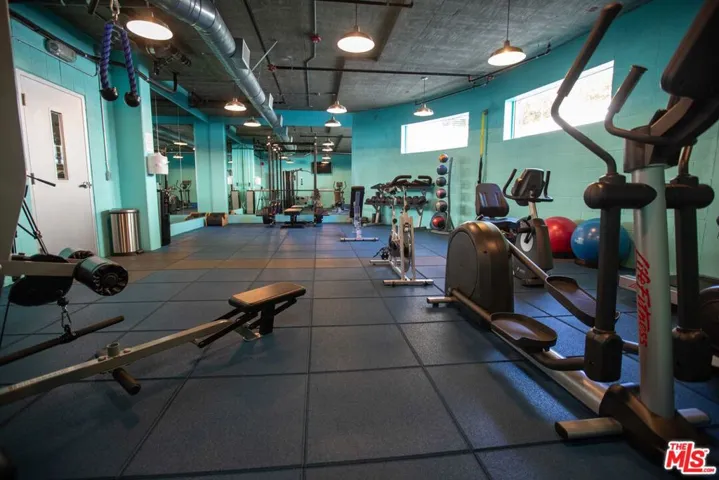 11715 W Bellagio Road 204, Los Angeles, California 90049