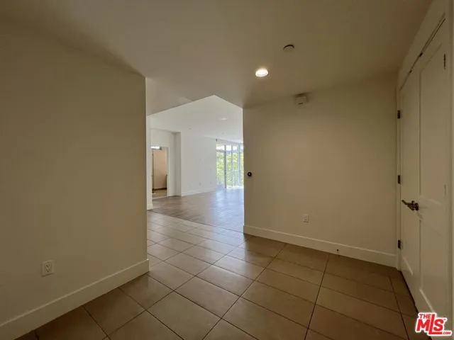 11715 W Bellagio Road 204, Los Angeles, California 90049