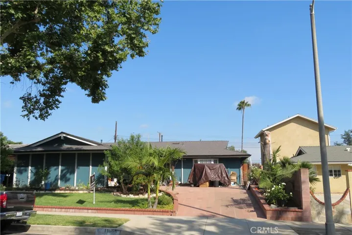 11666 Remington, Sylmar, California 91342