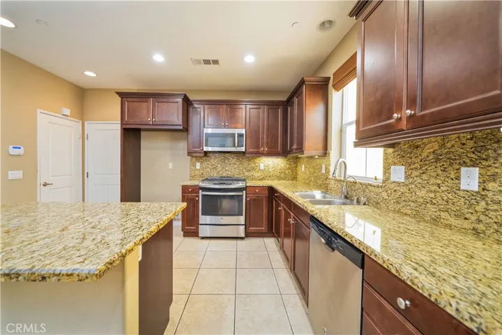 15048 Westin Lane, La Mirada, California 90638