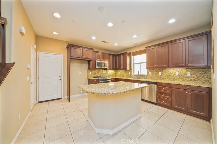 15048 Westin Lane, La Mirada, California 90638