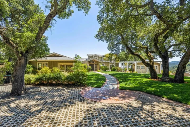 11270 Page Mill Road, Los Altos Hills, California 94022