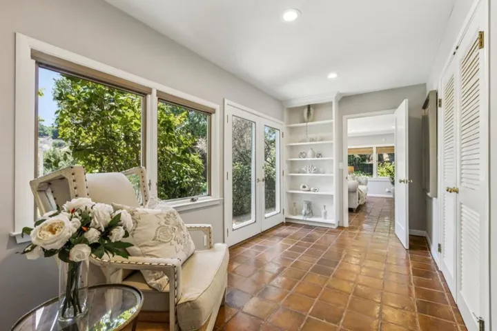 11270 Page Mill Road, Los Altos Hills, California 94022