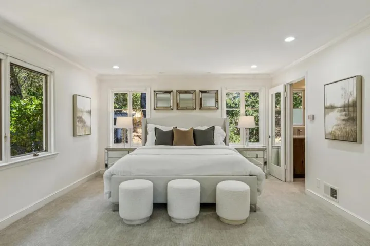 11270 Page Mill Road, Los Altos Hills, California 94022