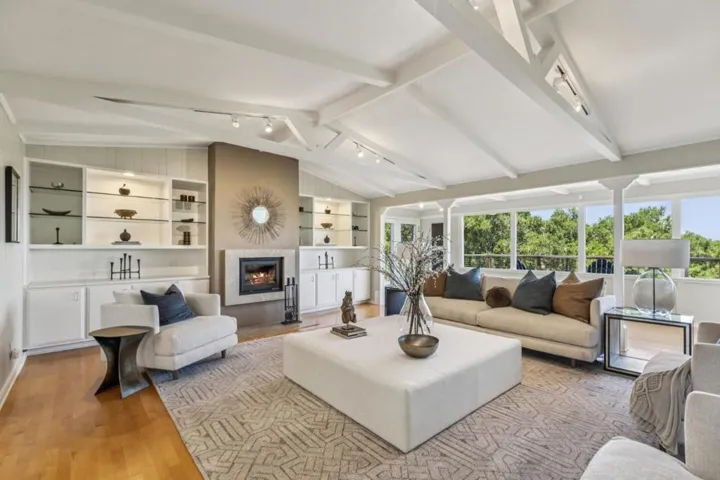 11270 Page Mill Road, Los Altos Hills, California 94022