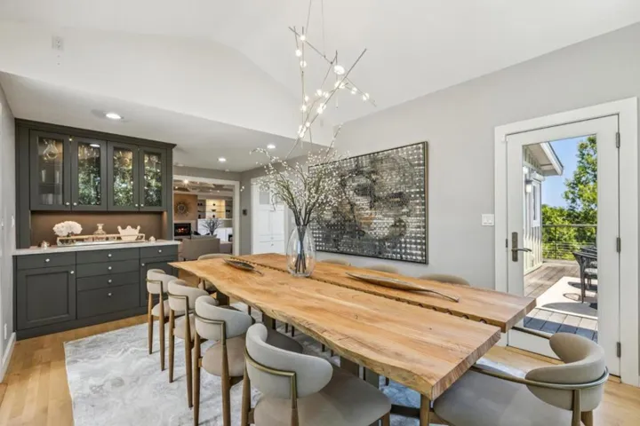 11270 Page Mill Road, Los Altos Hills, California 94022