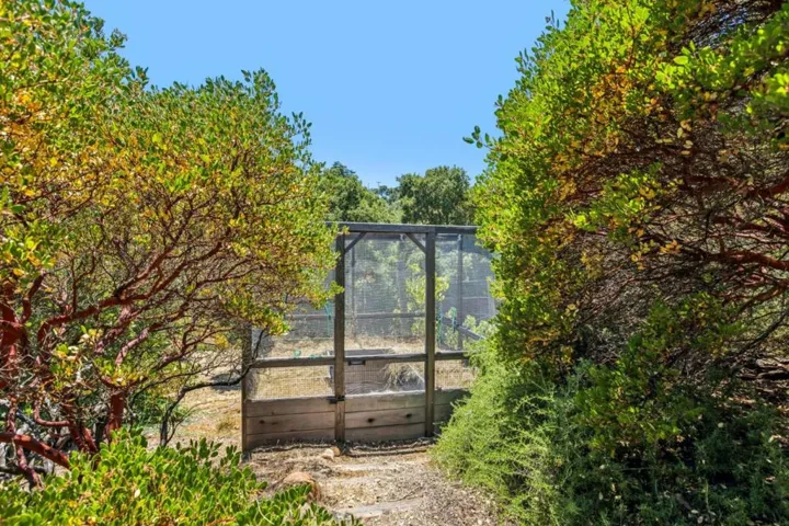 11270 Page Mill Road, Los Altos Hills, California 94022