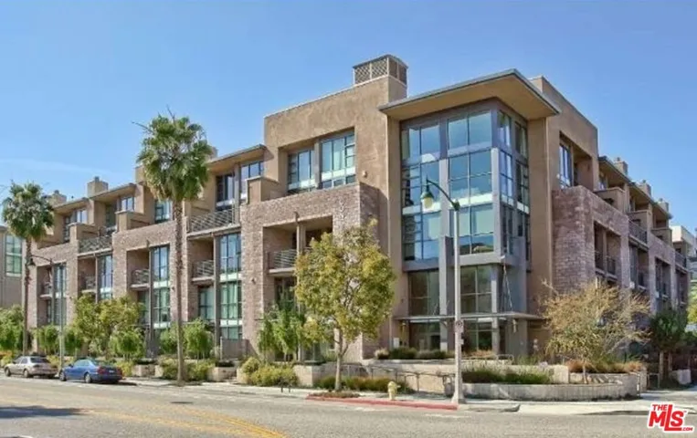 13045 Pacific Promenade 305, Playa Vista, California 90094