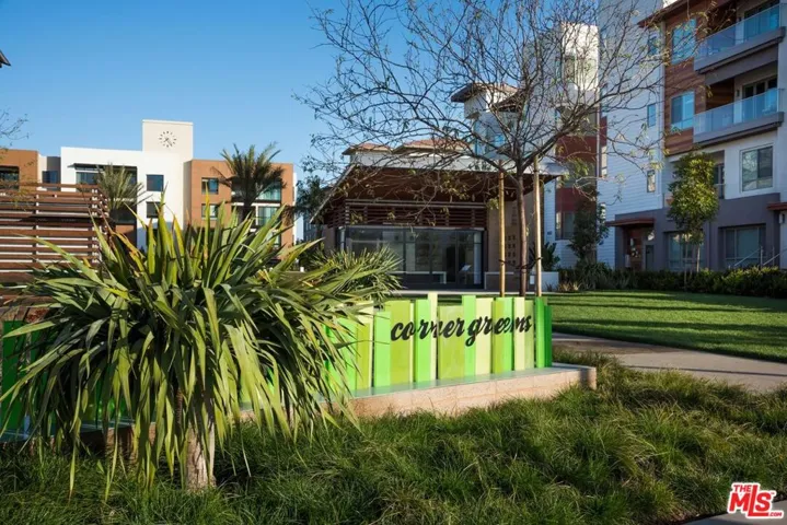 13045 Pacific Promenade 305, Playa Vista, California 90094