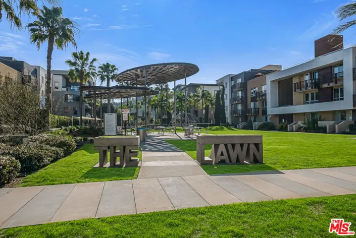 13045 Pacific Promenade 305, Playa Vista, California 90094
