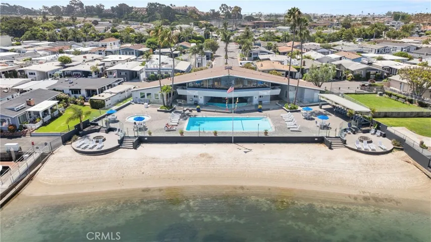 260 Mayflower, Newport Beach, California 92660