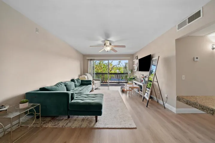 6314 Friars 118, San Diego, California 92108