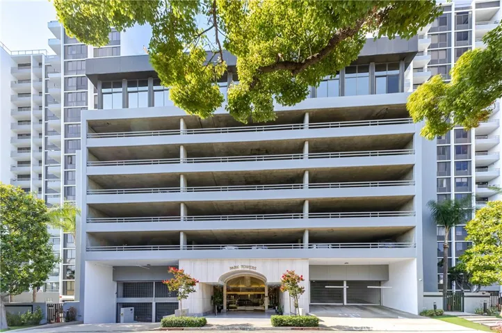 343 Pioneer Drive Ph2, Glendale, California 91203