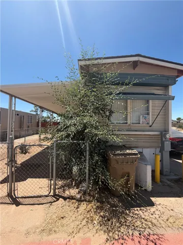 9120 Hesperia Road 18, Hesperia, California 92345