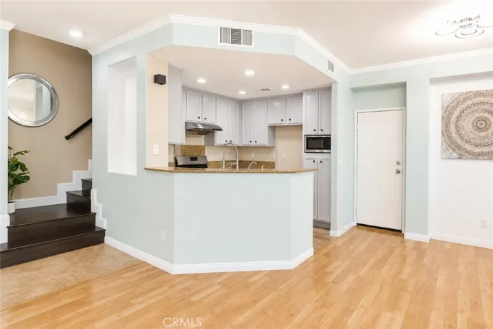 3121 160 Ball Road, Anaheim, California 92804