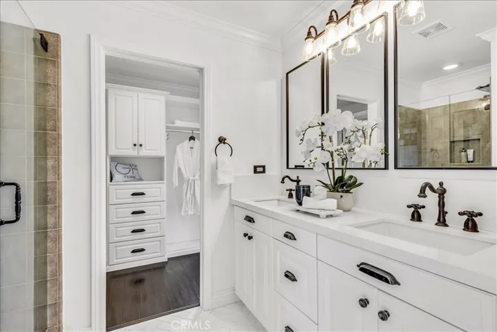 130 White Flower, Irvine, California 92603