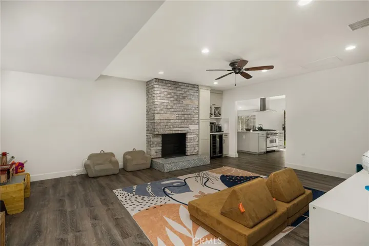 13021 Newhaven Drive, Santa Ana, California 92705