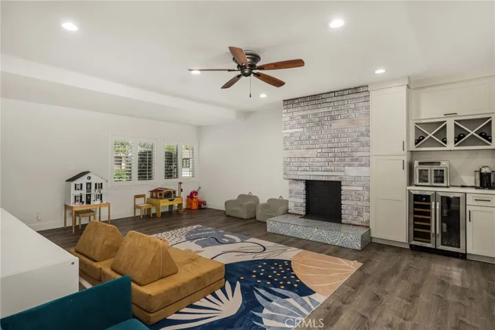 13021 Newhaven Drive, Santa Ana, California 92705