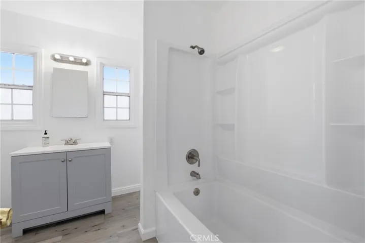 3892 Cherrywood Avenue, Leimert Park, California 90008
