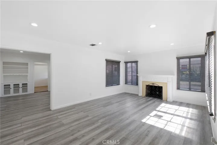 3892 Cherrywood Avenue, Leimert Park, California 90008