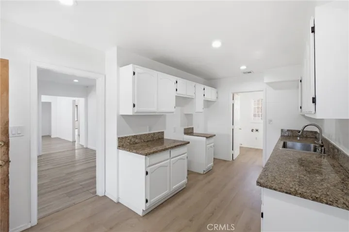 3892 Cherrywood Avenue, Leimert Park, California 90008