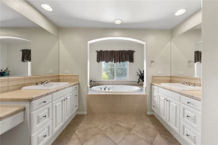 33014 Paoli Court, Temecula, California 92592