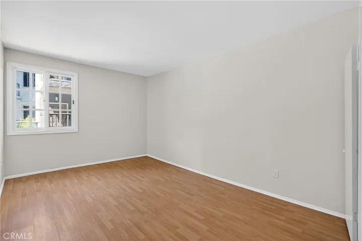 4441 Woodman Avenue 107, Sherman Oaks, California 91423