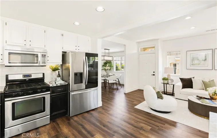 26 Bloomfield Lane, Rancho Santa Margarita, California 92688