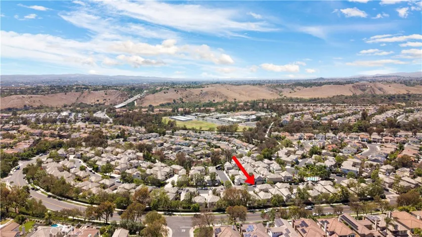26 Bloomfield Lane, Rancho Santa Margarita, California 92688